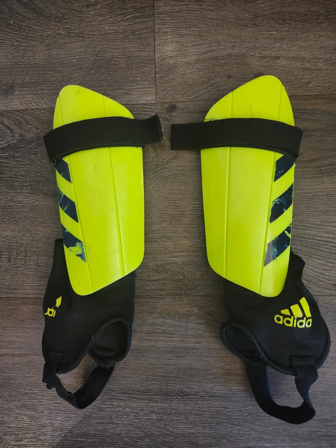 Adidas Soccer Shin Guards - Size M  #Cleanout