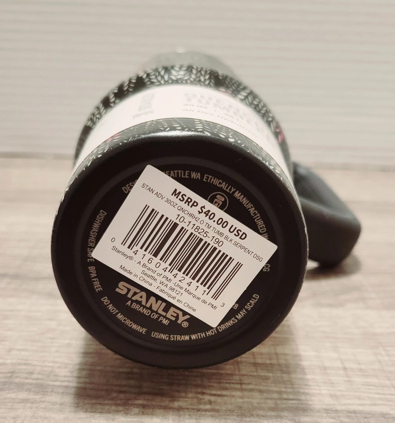 Stanley 30 oz Quencher H2.0 Calia Tumbler - Black Serpent - photo 5