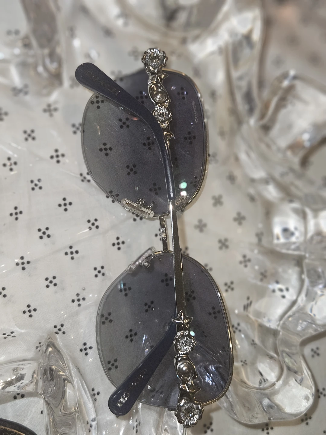 Coach Sunglasses - photo 2
