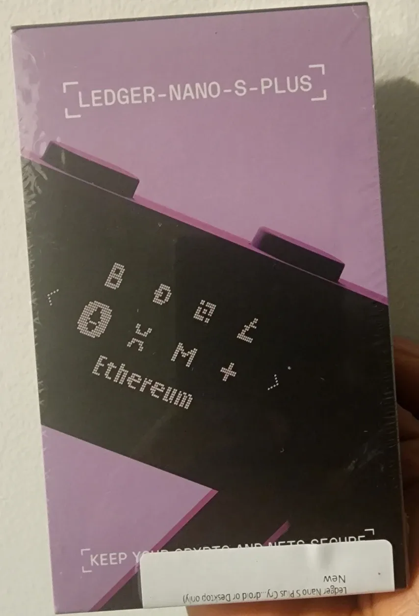 New Ledger Nano S Plus Crypto Hardware Wallet