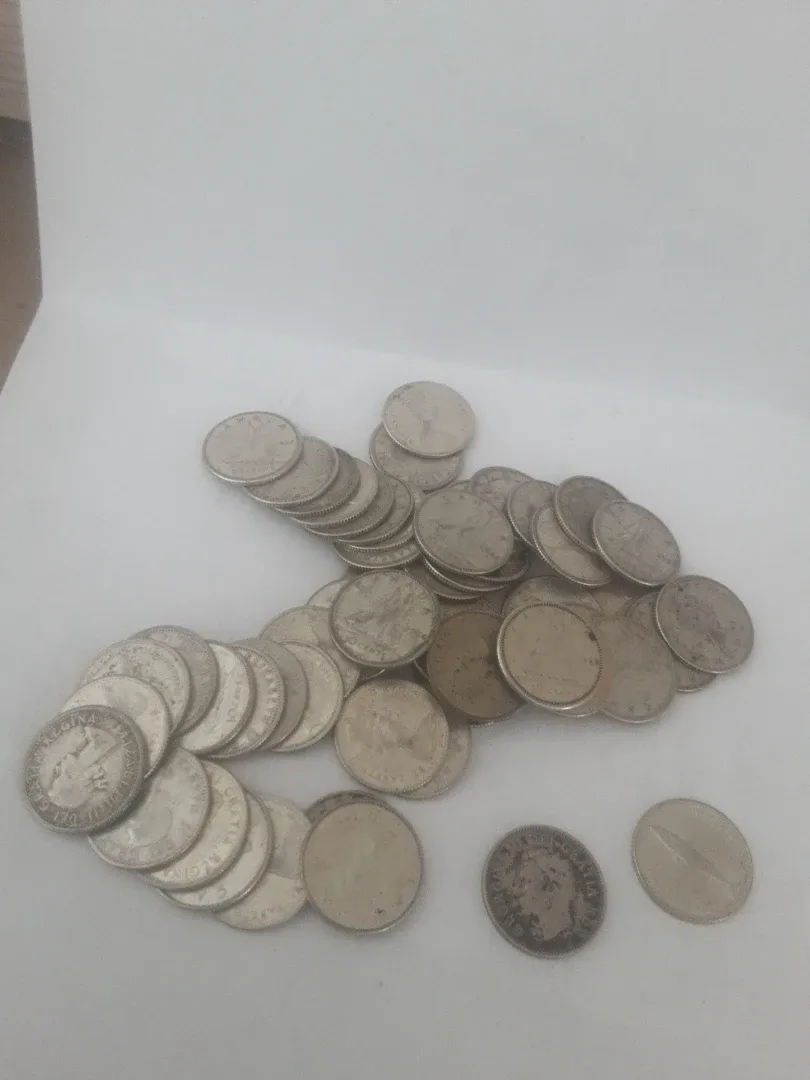 69 x Canadian Silver. 10cent coins from 1941 to 1968 circulated image indicator(2)
