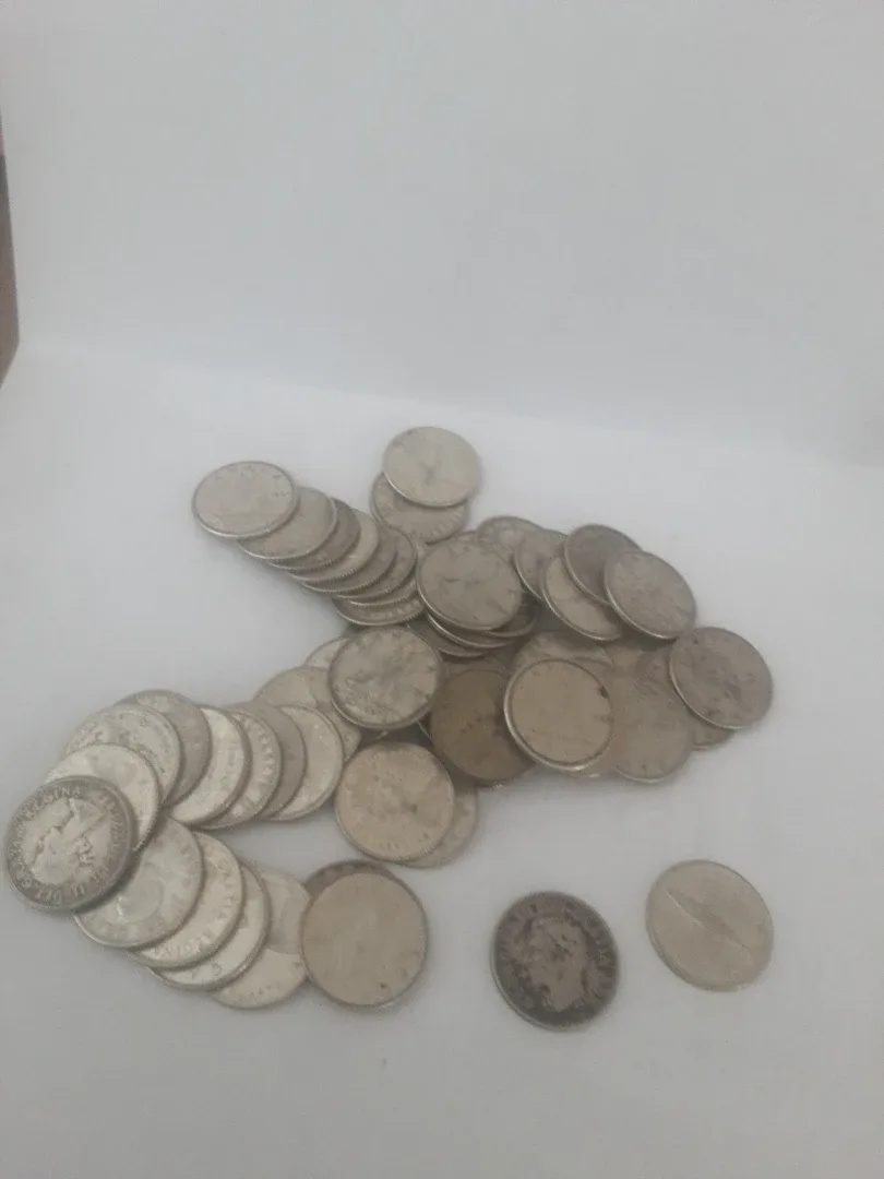 69 x Canadian Silver. 10cent coins from 1941 to 1968 circulated image indicator(3)