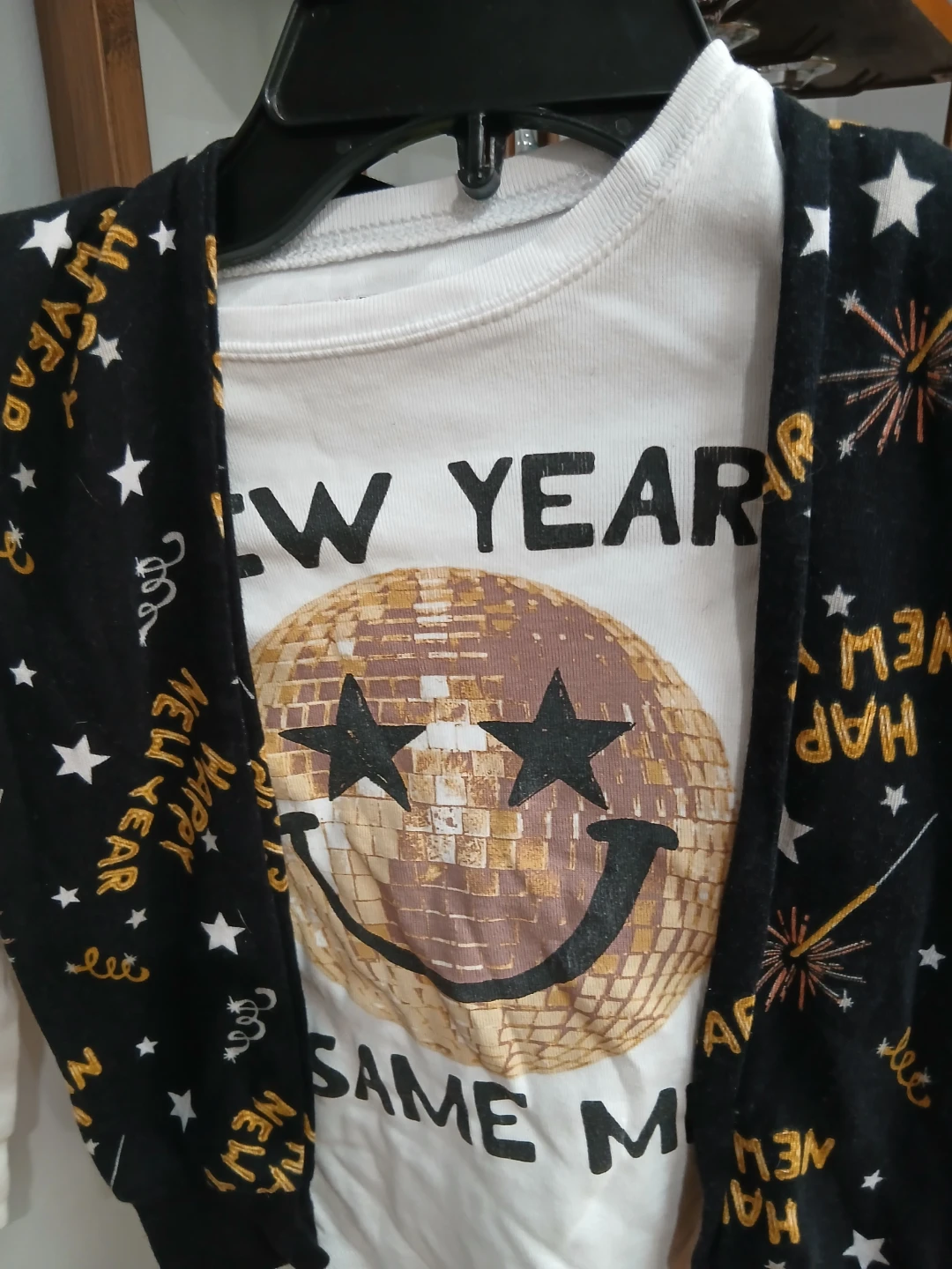 Old Navy Kids' 5T New Year Outfit - photo 2