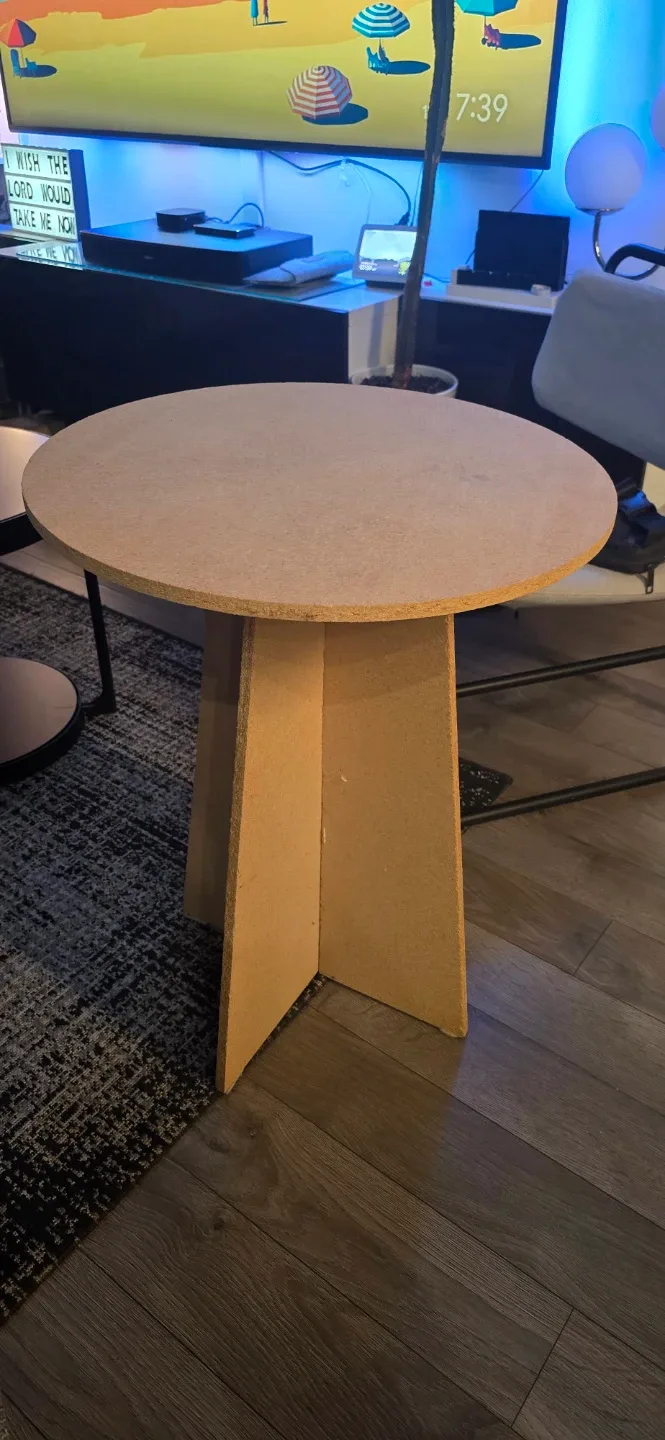 Round Particle Board Drape Table