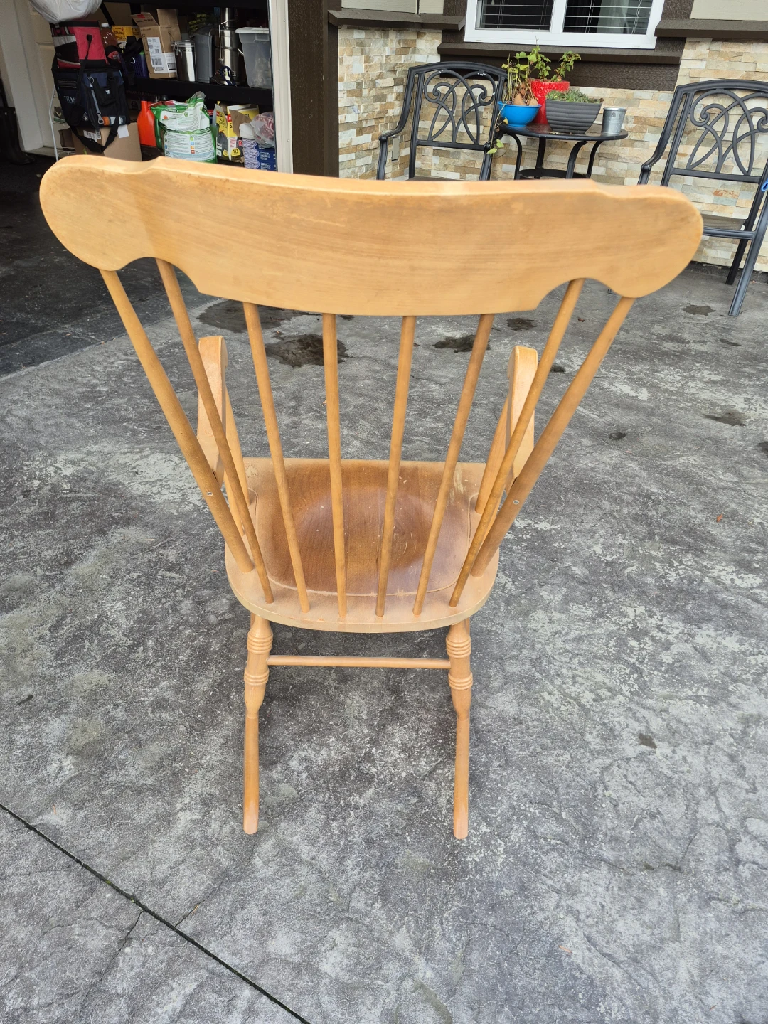 Wooden Rocking Chair - Great Condition - photo 2