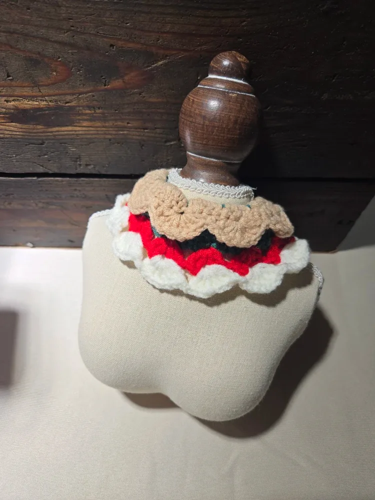 Handmade Crochet Pet Collar, Christmas gift #Cleanout image indicator(4)