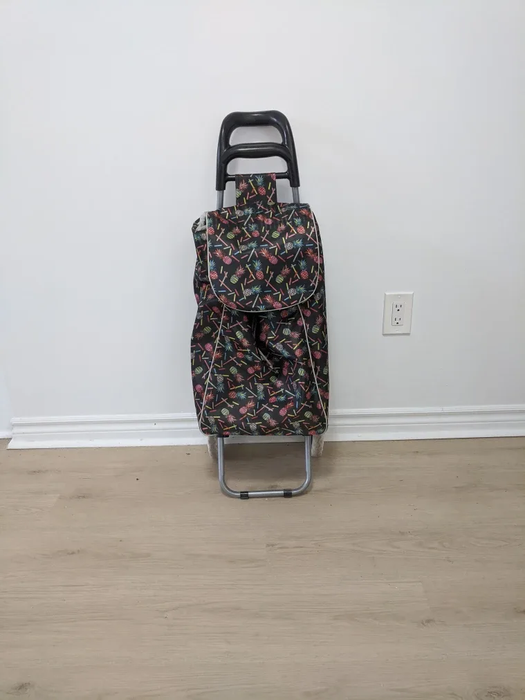 Pineapple Print Shopping Cart
