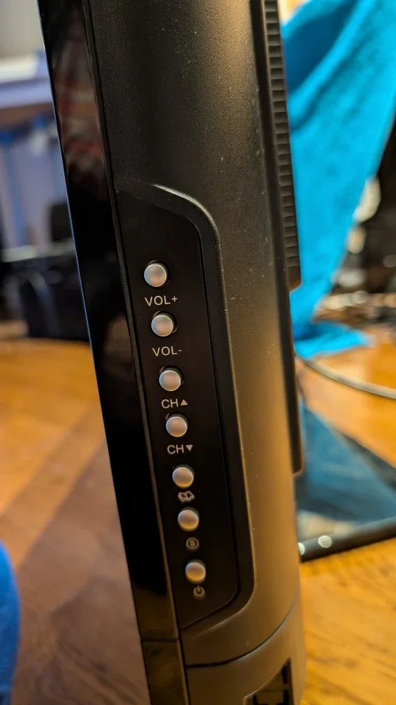 Sceptre 32" TV #Cleanout image indicator(5)