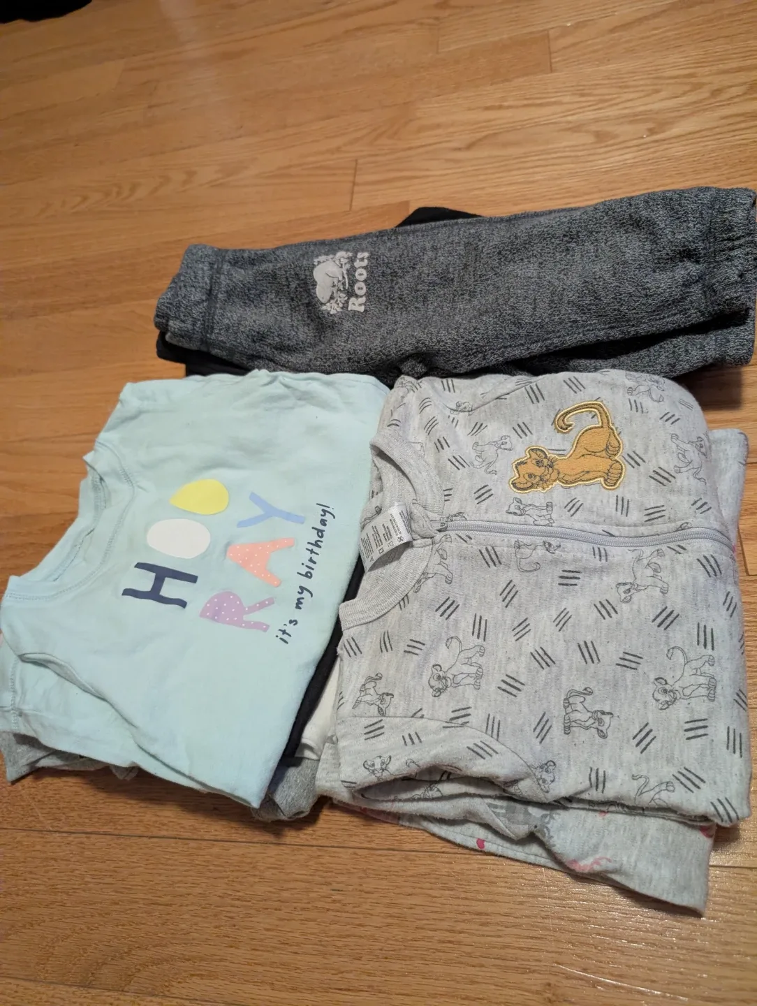 #Cleanout 12-18 month Baby Boy Clothes Bundle - 12 items image indicator(2)