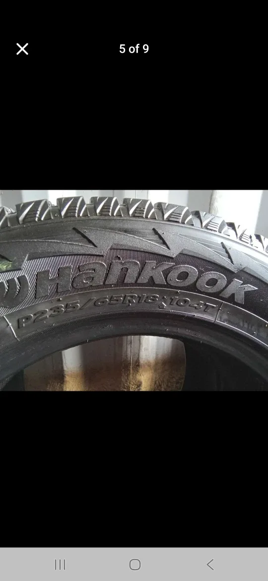 Set of 4 HANKOOK winter tires  (235 65 18) LIKE NEW image indicator(5)