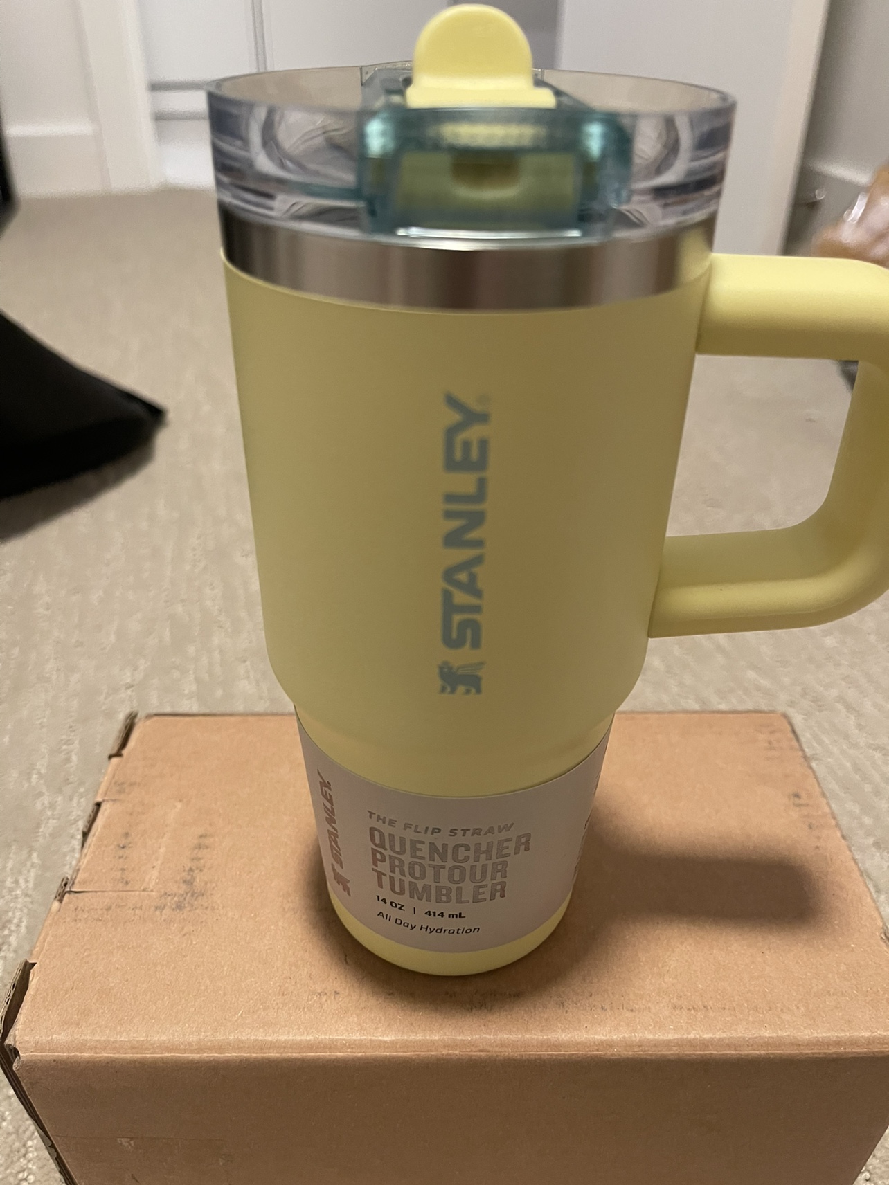 Stanley Quencher H2.0 FlowState Tumbler, 14 oz, Yellow