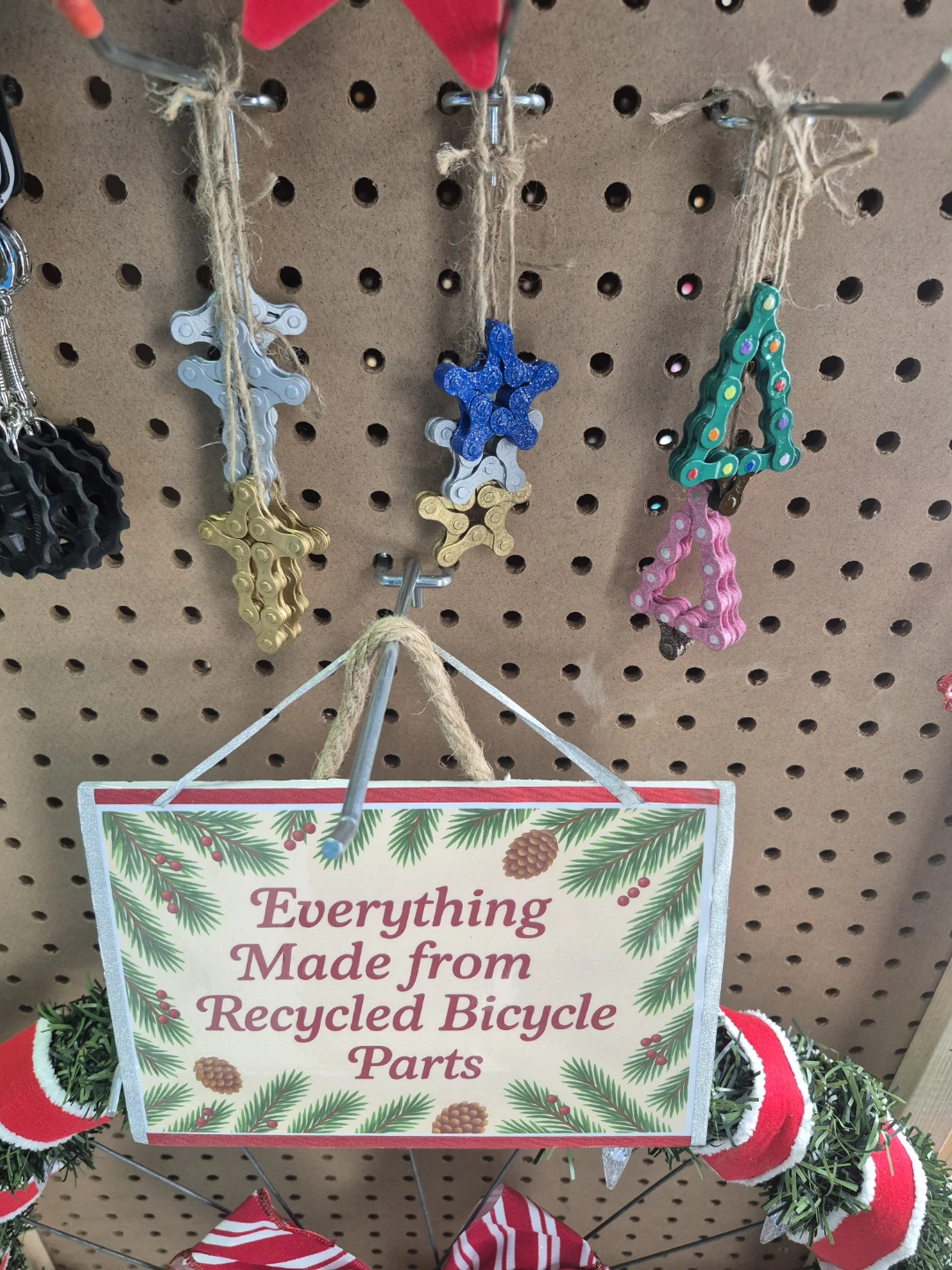 Upcycled Bicycle Chain Christmas Ornaments - photo 2