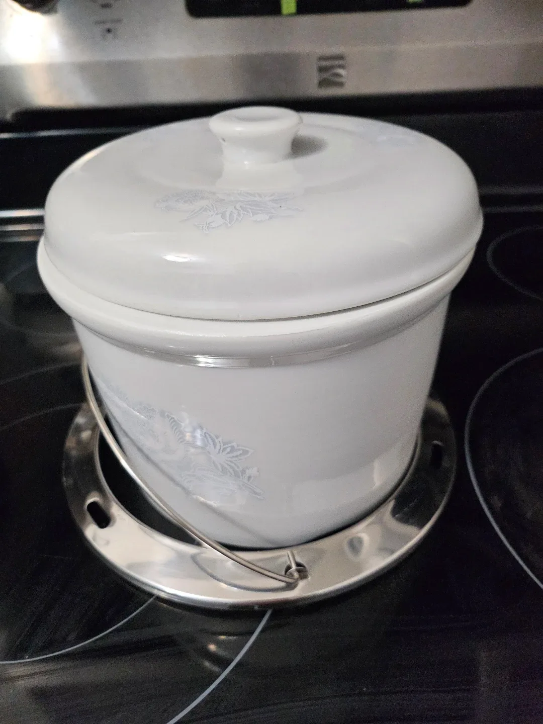 Vintage Corningware Rice Cooker with Spoon