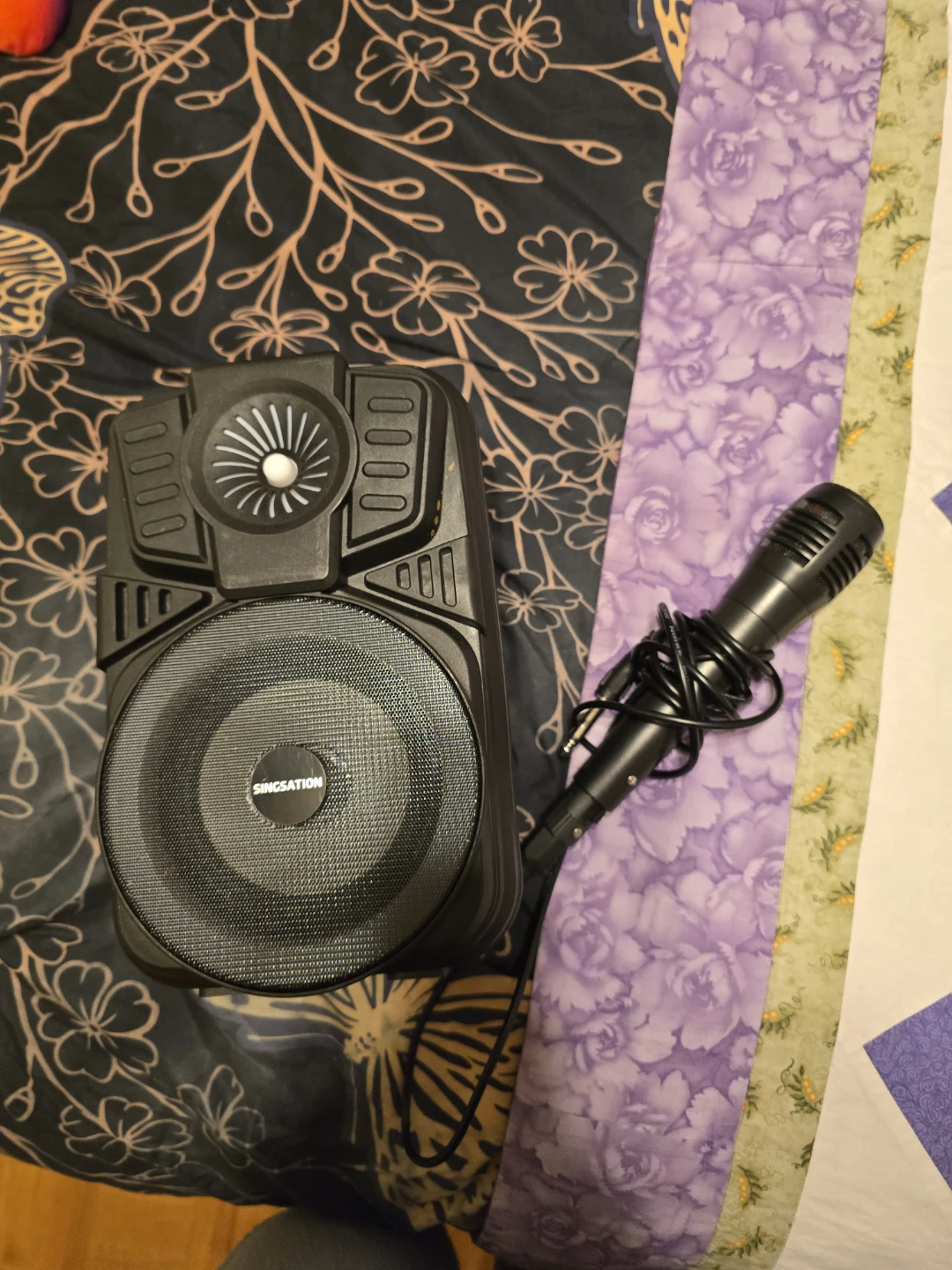 Singsation Karaoke Machine with Microphone