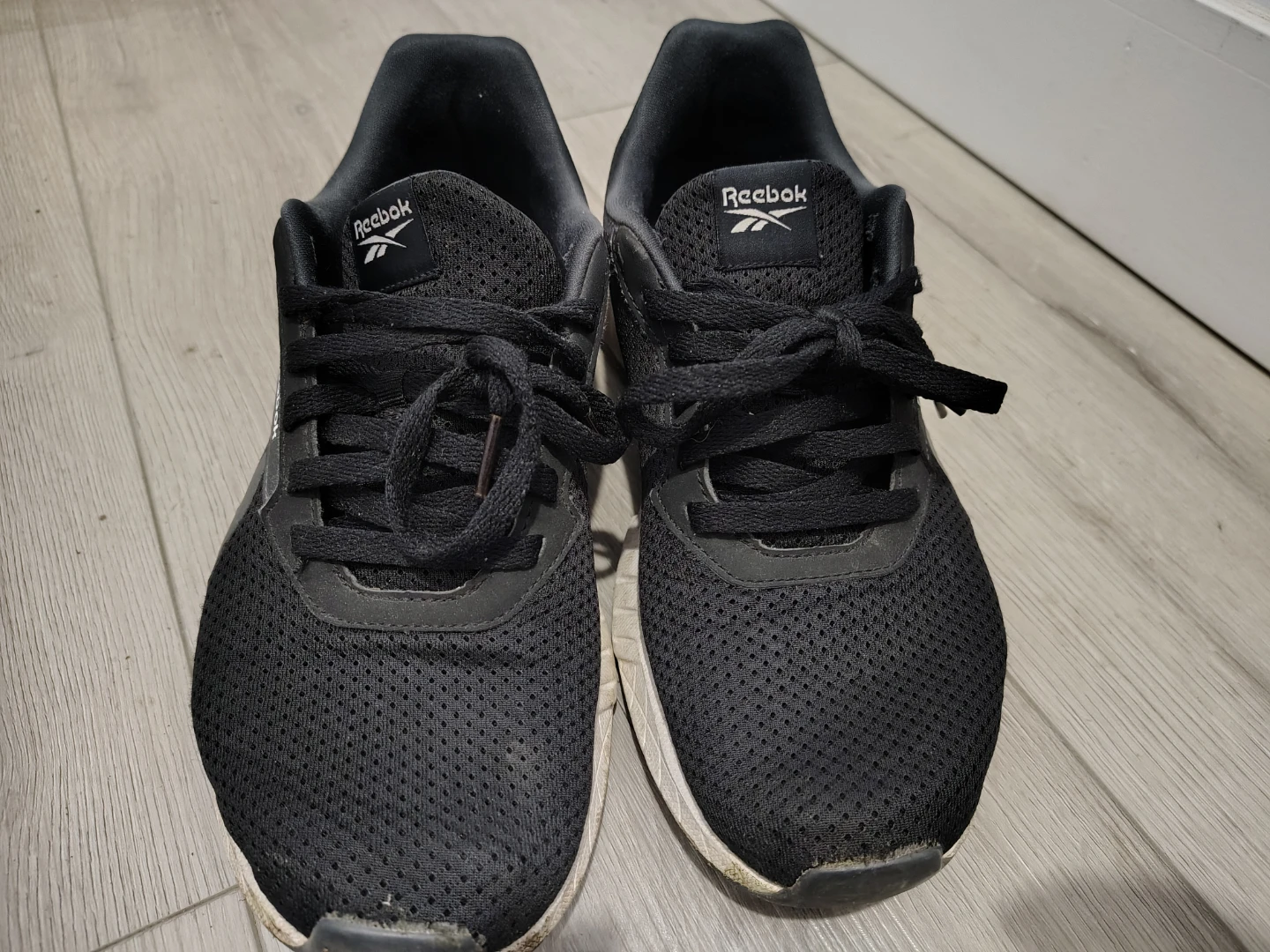 Reebok Running Shoes - Black Size 9, Men. - photo 5