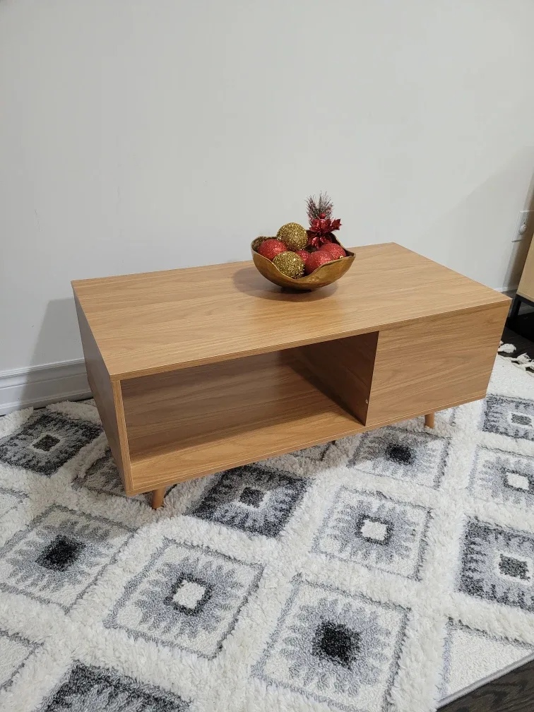 Light Wood Coffee Table image indicator(3)