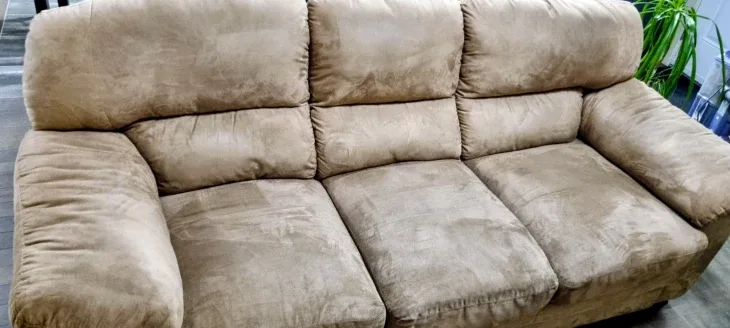 Free Sofa