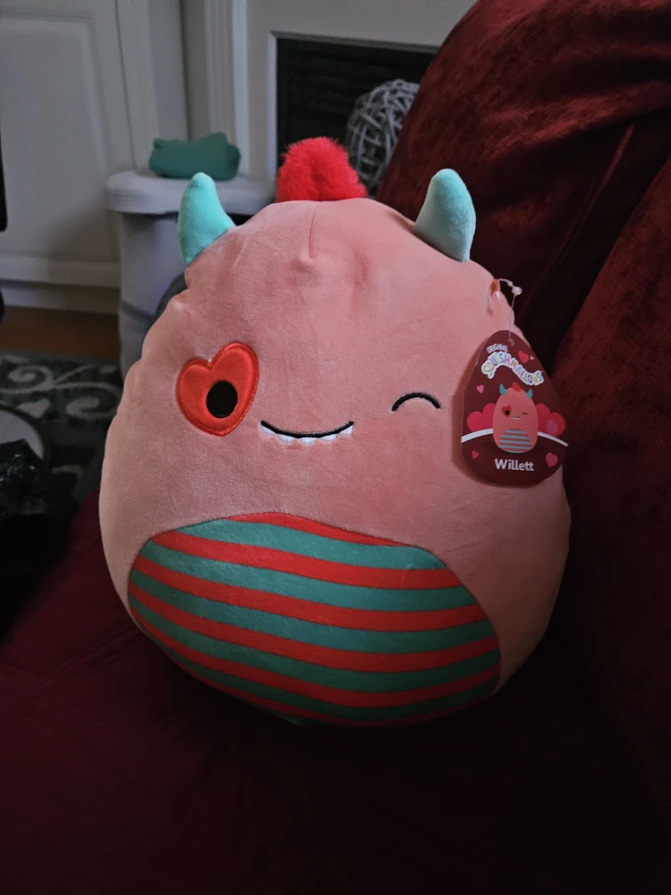 Squishmallow Willett Valentine's Plush - photo 2
