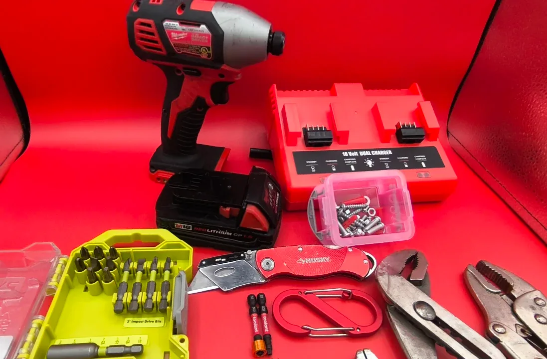 SafeSense™ Milwaukee Impact Kit  | Full Hand Tool Set image indicator(7)