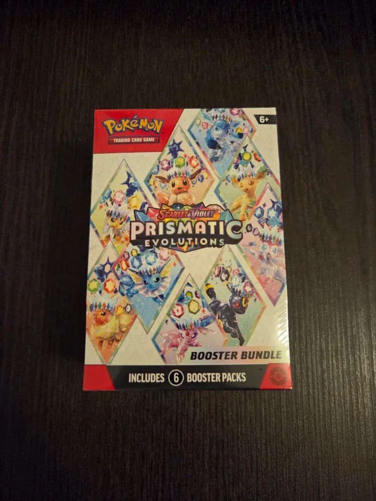 Pokémon Scarlet & Violet Prismatic Evolutions Booster Bundle