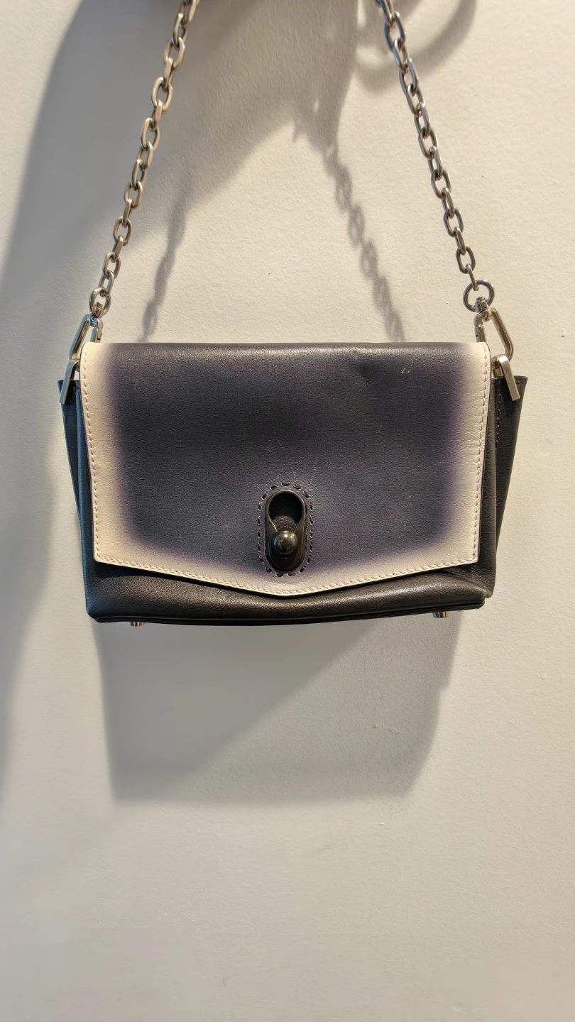 Black & White Leather Shoulder Bag - photo 3