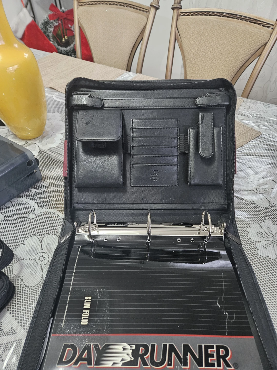 Day Runner Binder/Folio - Black - photo 2