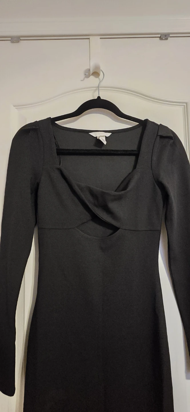 H&M Black Long Sleeve Dress - Size Small - photo 3