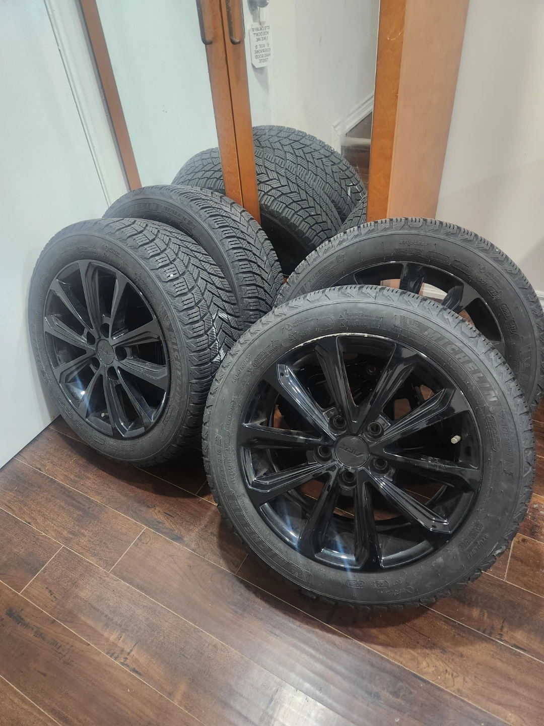 Michelin 195/55 R16 Winter Tires on Rims - Set of 4