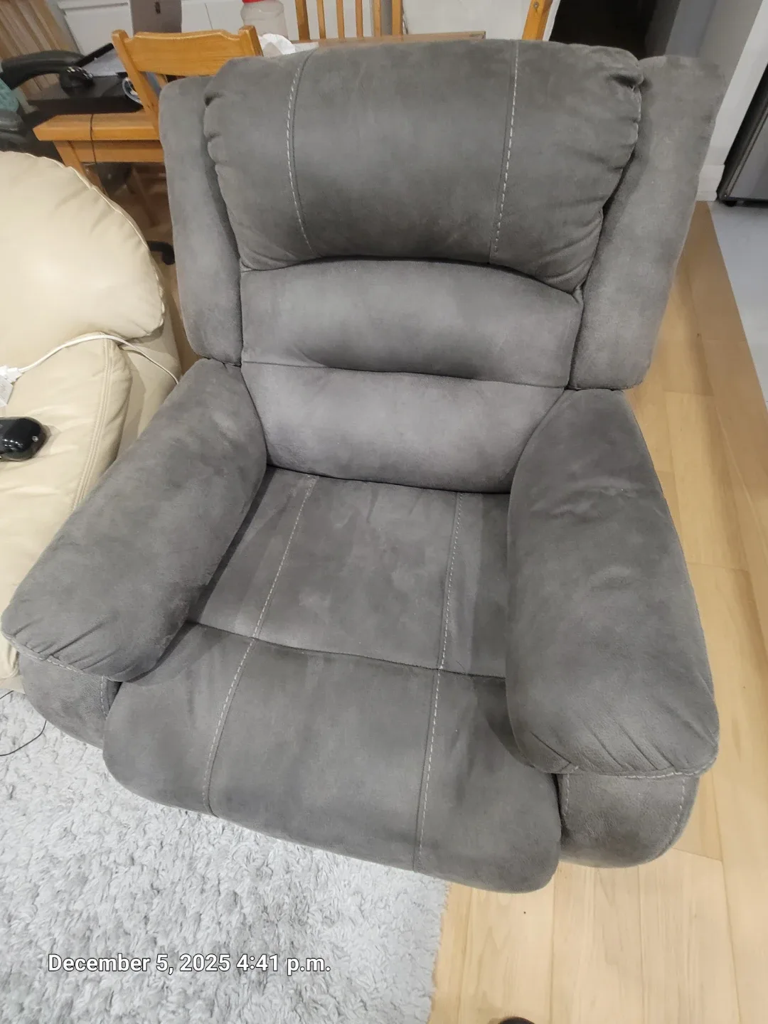 Grey Recliner Chair - Cozy & Comfy!