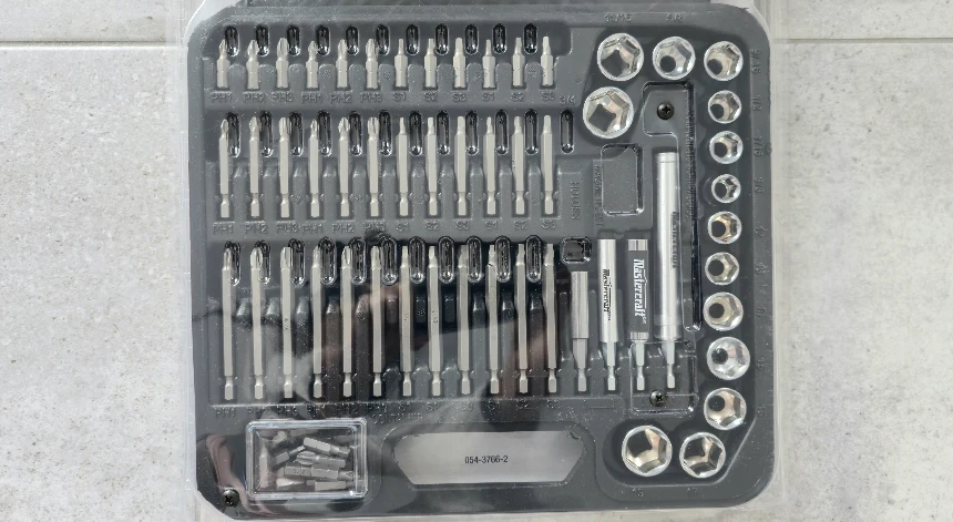 Mastercraft Titanium-Coated Drill Bit & Socket Set, 100-pc - photo 3
