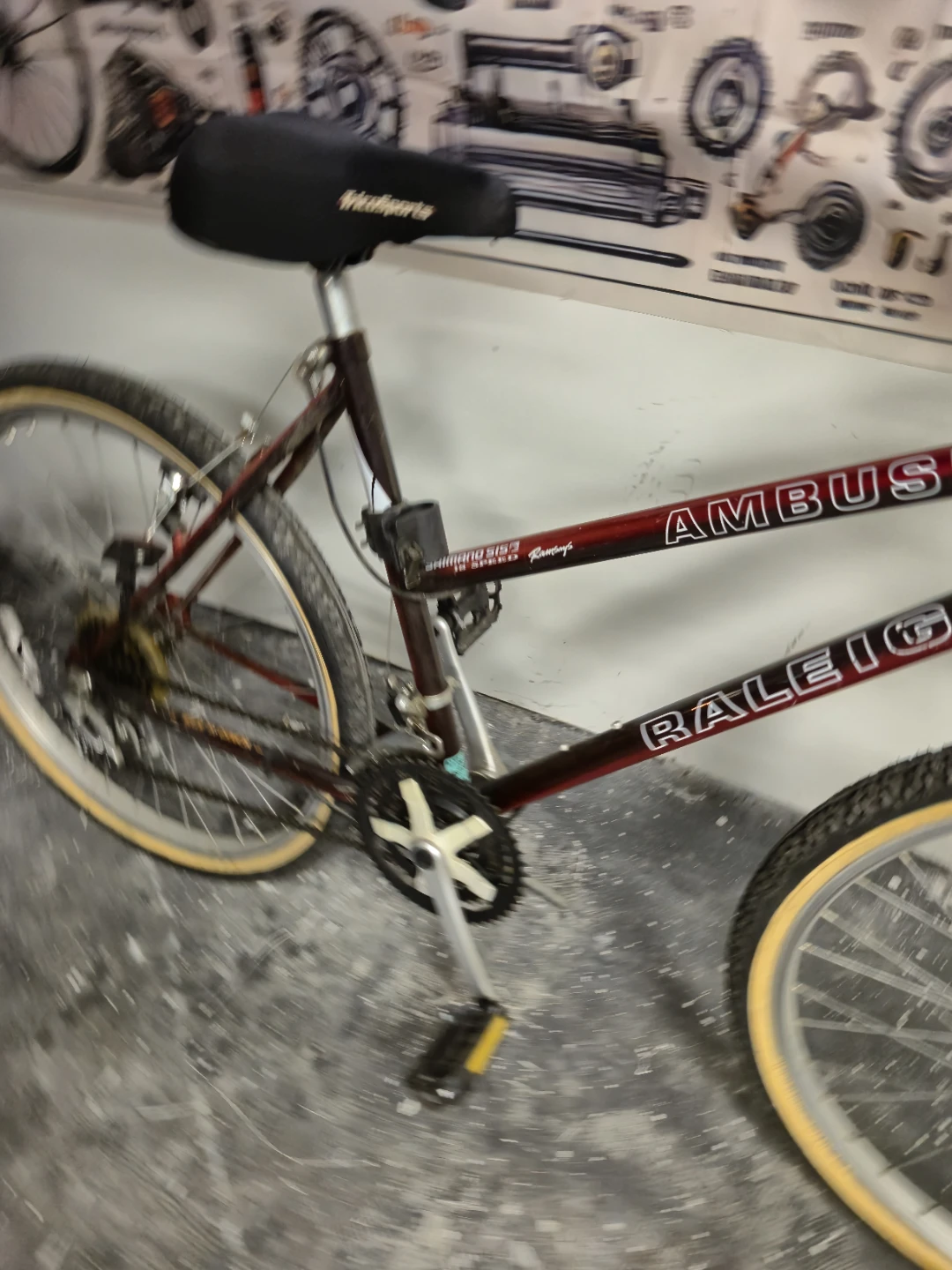 Raleigh Ambush Mountain Bike - photo 4