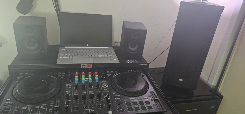 Complete DJ Setup - Pioneer DJ FLX10