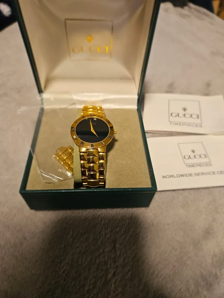 Vintage Gucci Gold Watch w/ Box image indicator(3)