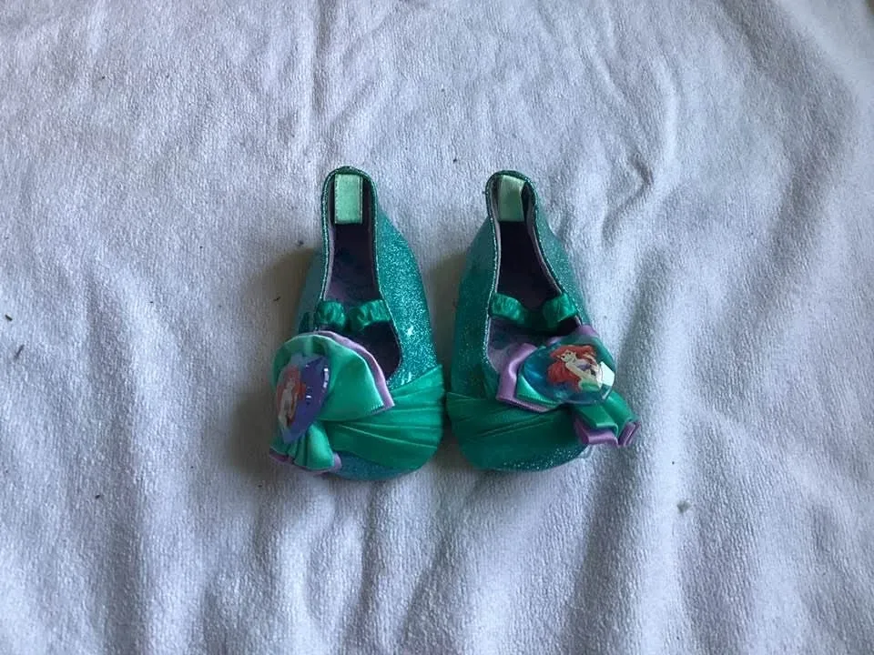 Baby girls sz 3 shoes & sandals image indicator(6)