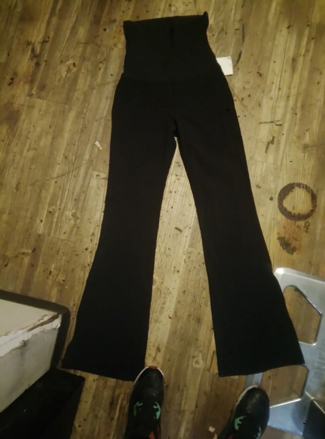 Lululemon Groove Nulu Foldover Waist Flared Pant - Size 6