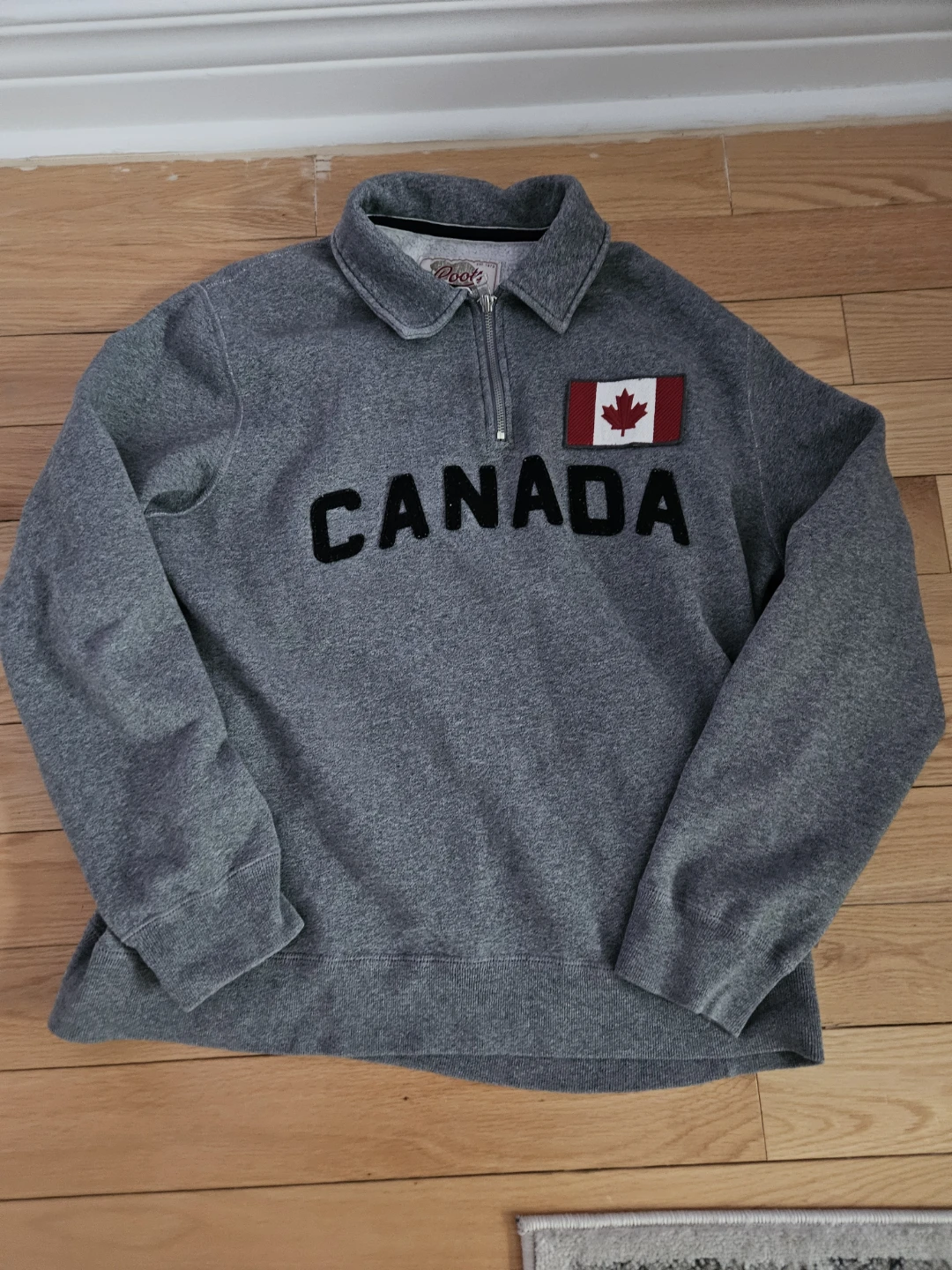 Roots Canada Grey 1/4 Zip Sweatshirt - Size M - photo 2