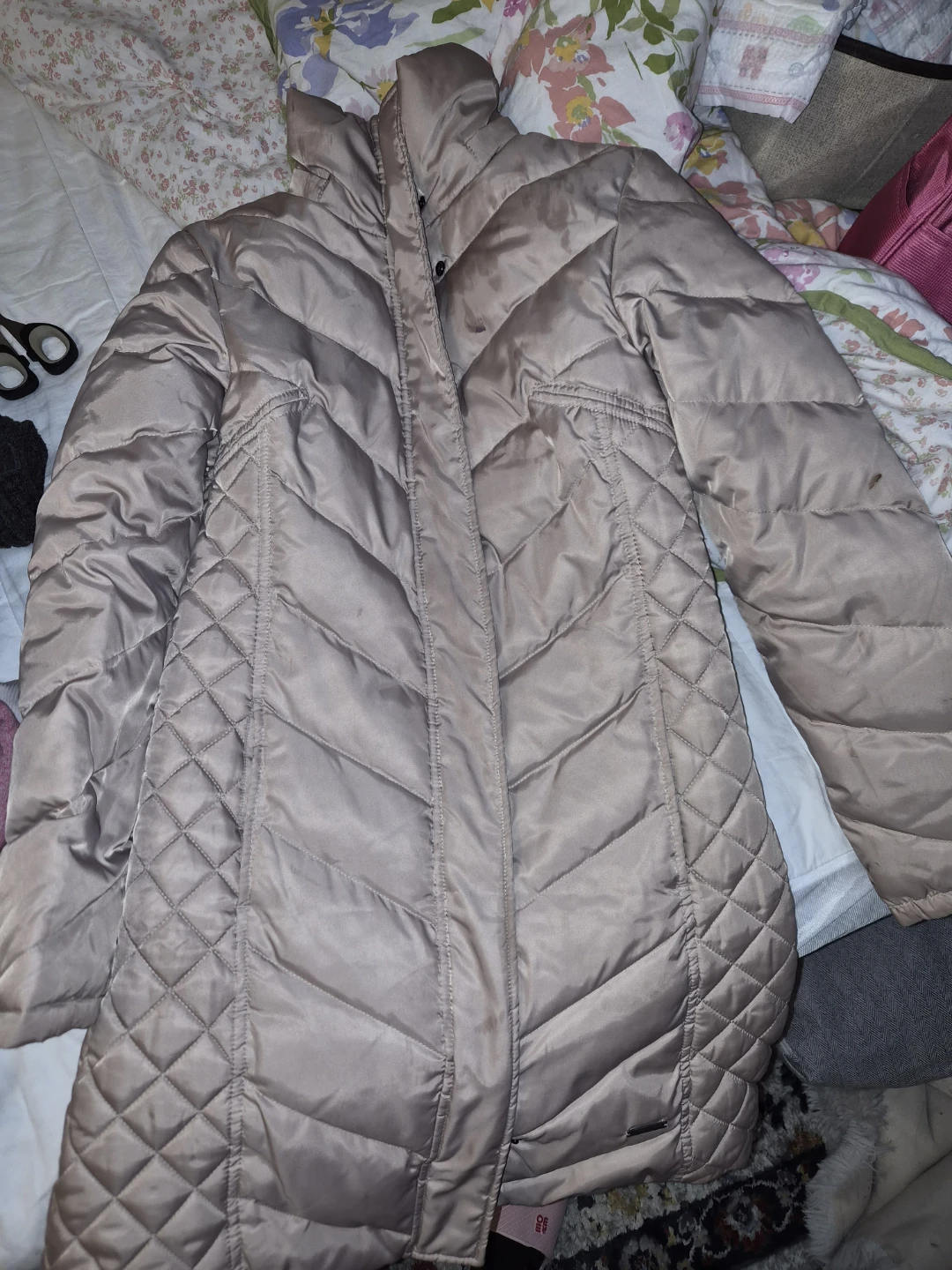 Assorted Women's Coats - Various Styles & Colours - photo 2