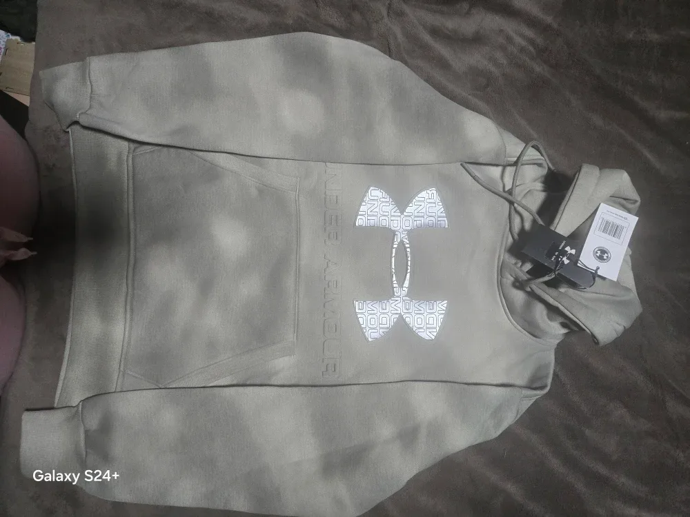 New Under Armour Hoodie image indicator(6)