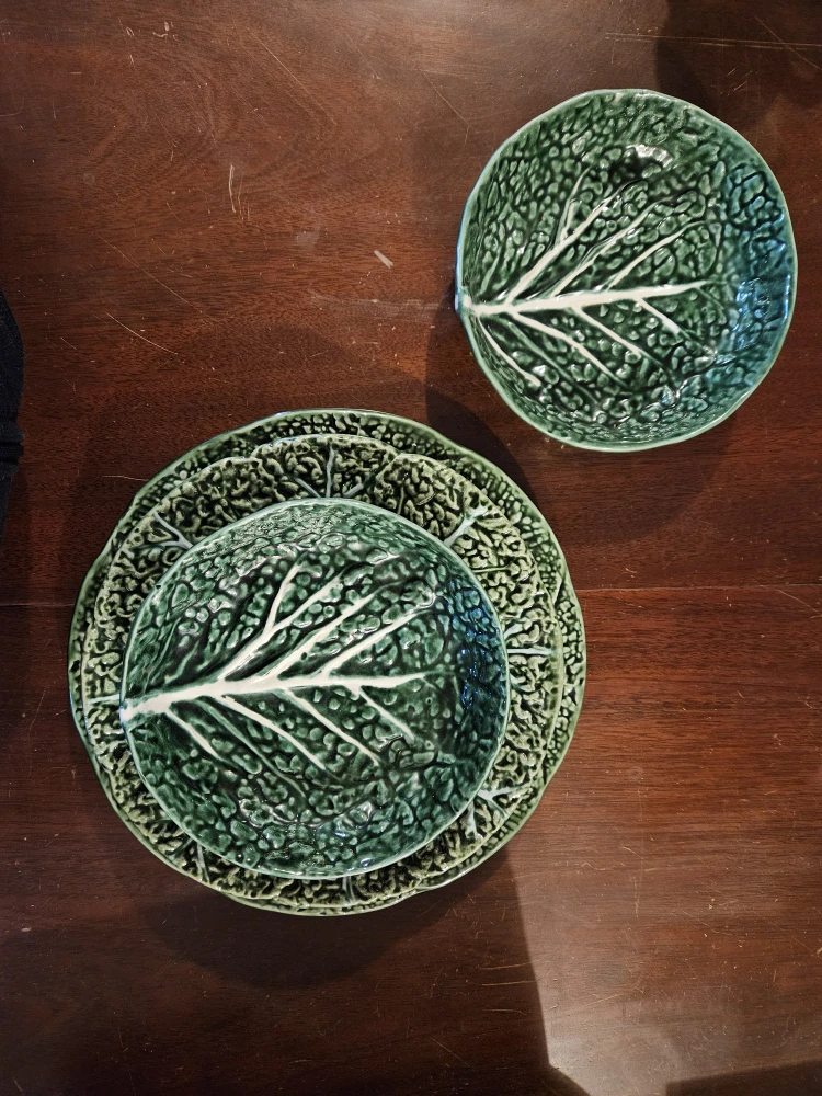 Bordallo Pinheiro Cabbage Place Setting