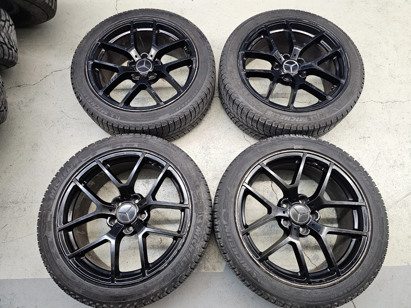 MERCEDES BENZ C-CLASS WINTER TIRES ON ALLOY RIMS 225/45 R18 - photo 3