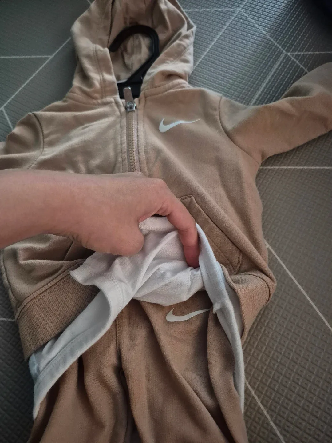 Nike Baby Outfit Set 6M #Cleanout image indicator(3)