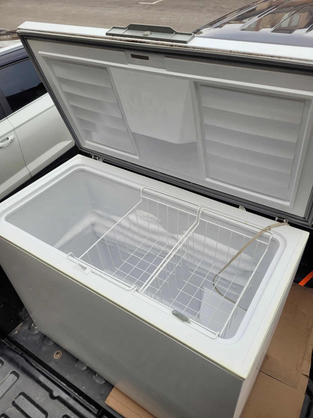 Beaumark Chest Freezer - 115 Litres
