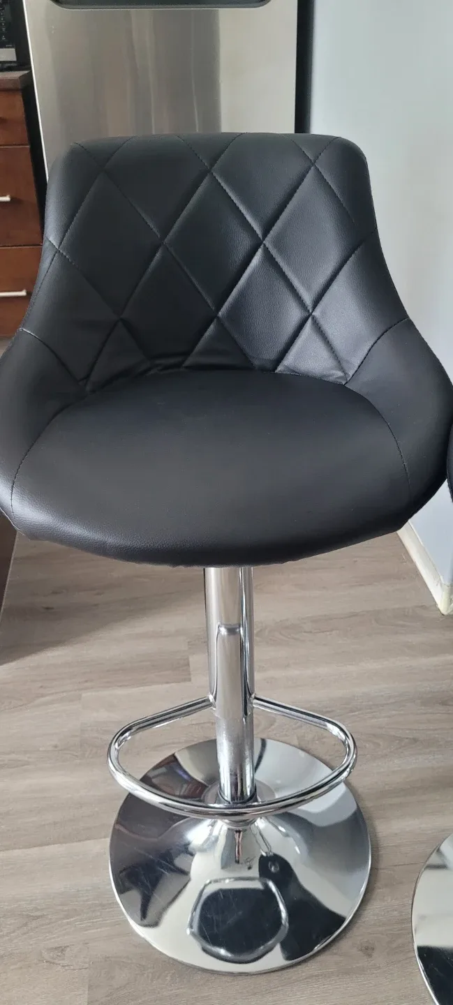 Black Swivel Bar Stools (Set of 2) image indicator(5)