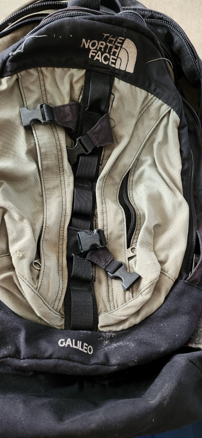 North Face Galileo Backpack S3700 #cleanout