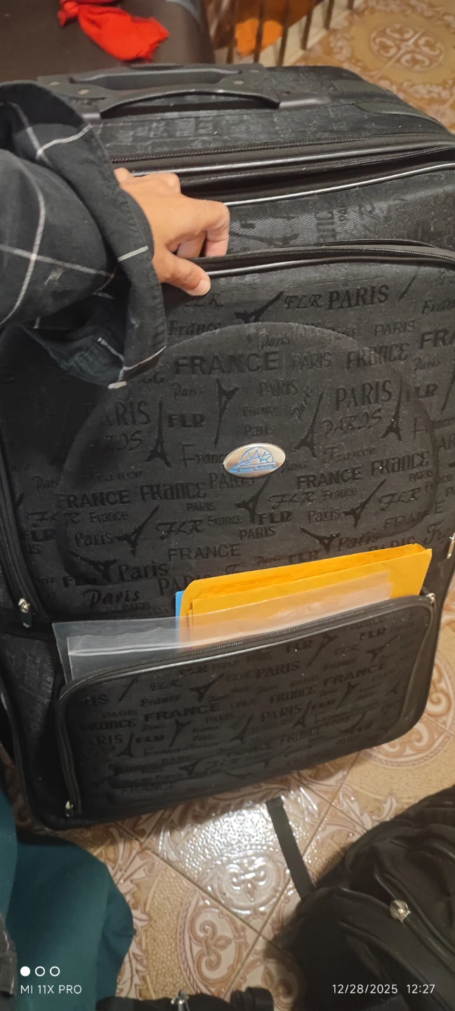 FLR Paris Rolling Suitcase