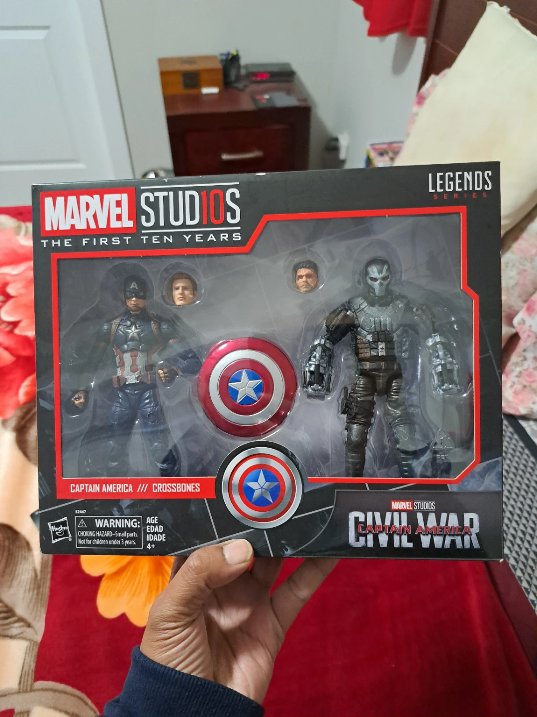 Marvel Legends Captain America & Crossbones Figures - photo 5