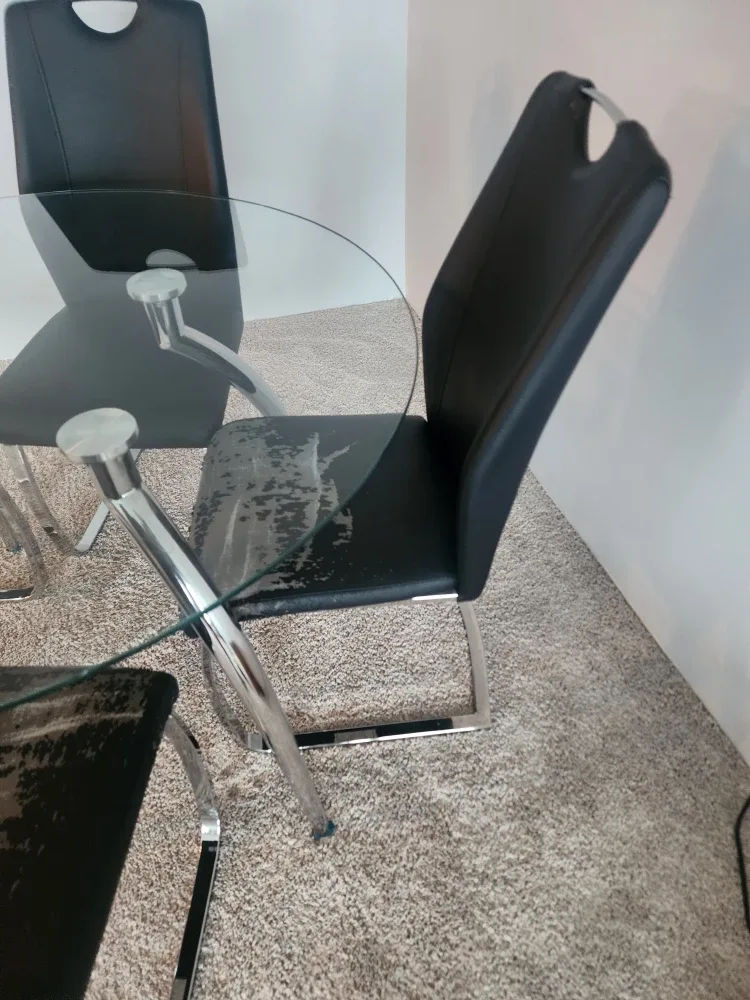 Glass top round dining table with 4 chairs image indicator(4)