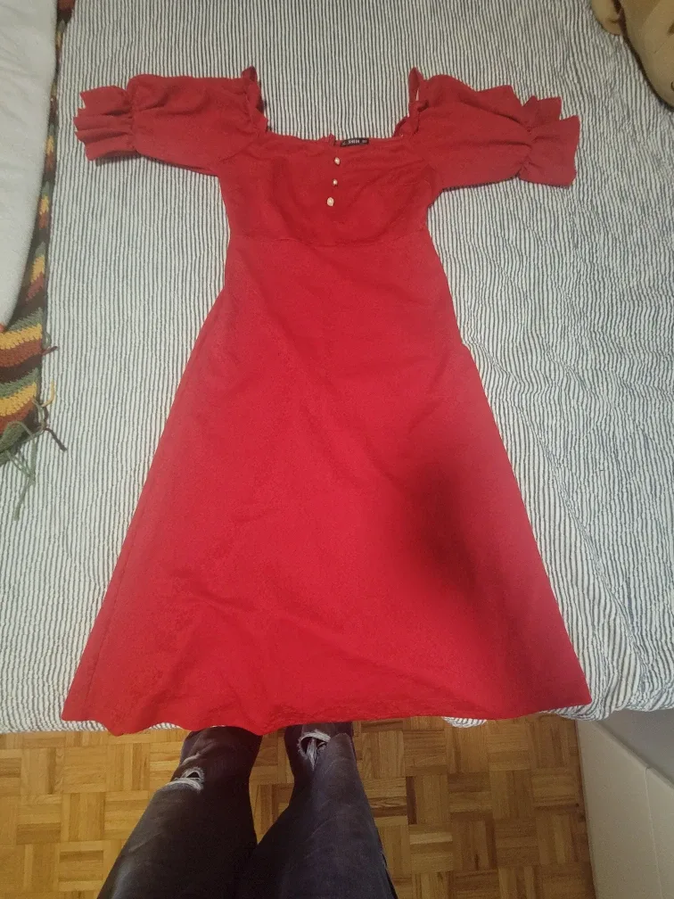 Assorted dresses, skirts, and tops #Cleanout image indicator(4)