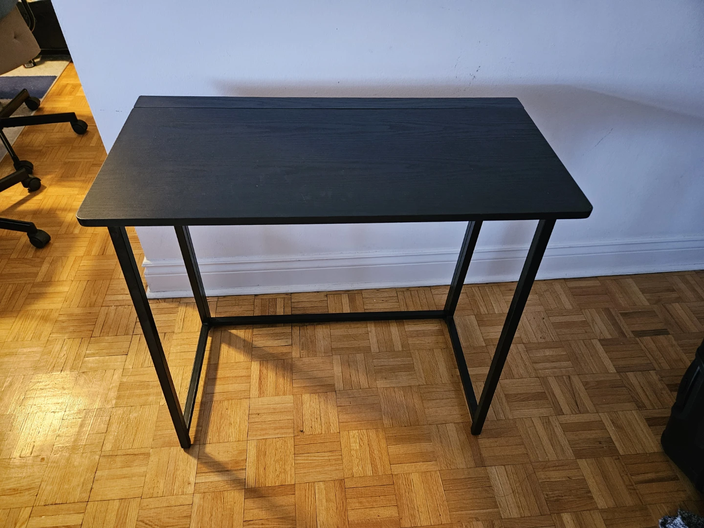 Black Folding Desk/ Folding table
