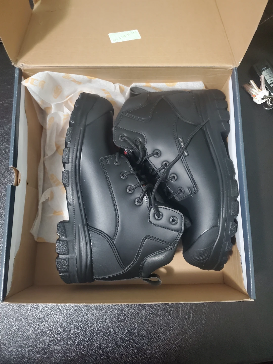 Safety shoes/ Work Boots - New in Box! - photo 3